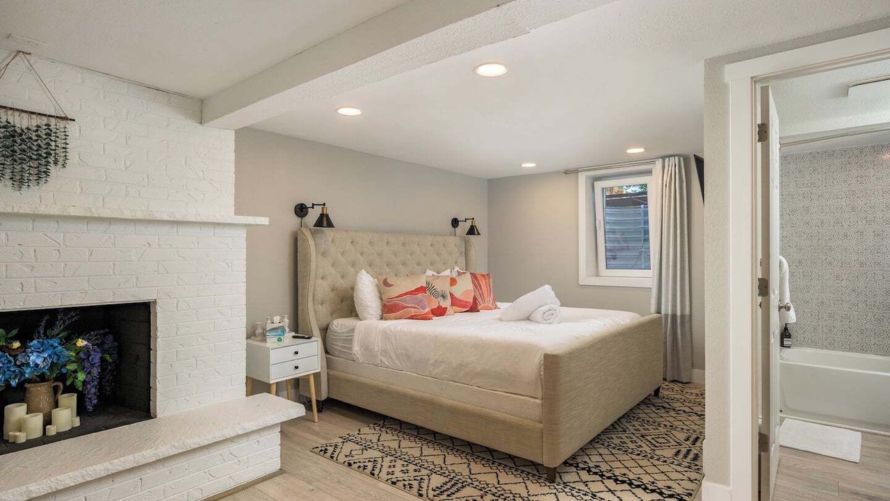 Photo of Bedroom in Berkley