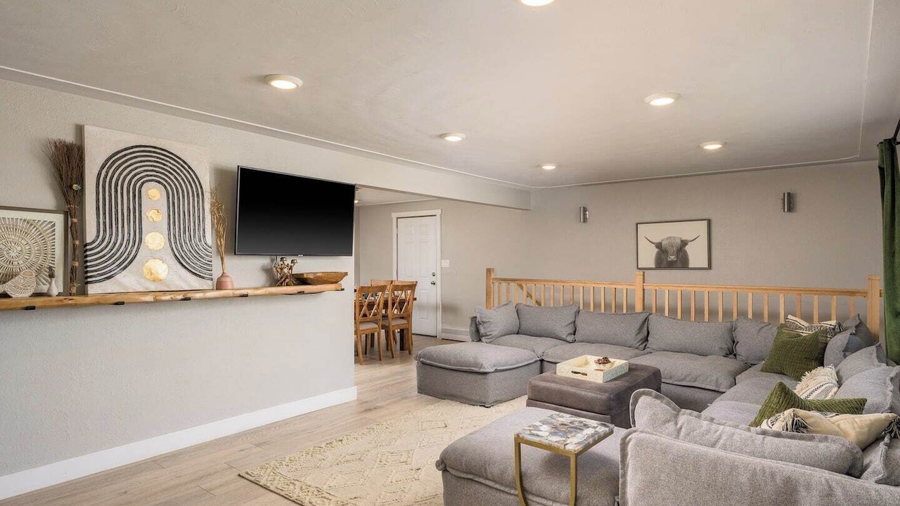 Photo of Livingroom in Berkley