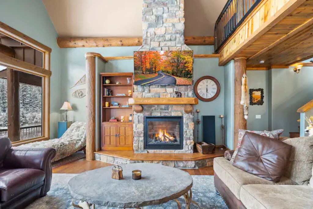 Photo of Livingroom in Fairplay