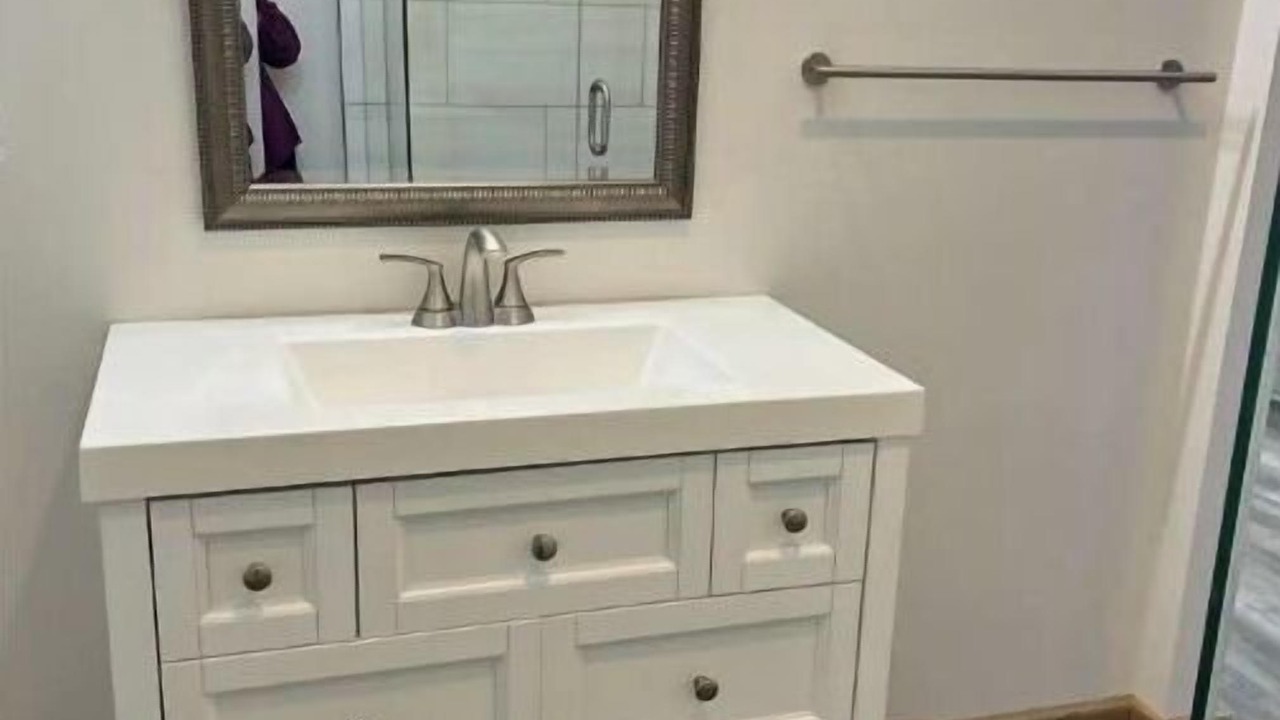 Photo of Bathroom in Columbine Lake