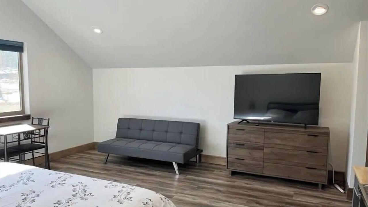 Photo of Bedroom in Columbine Lake