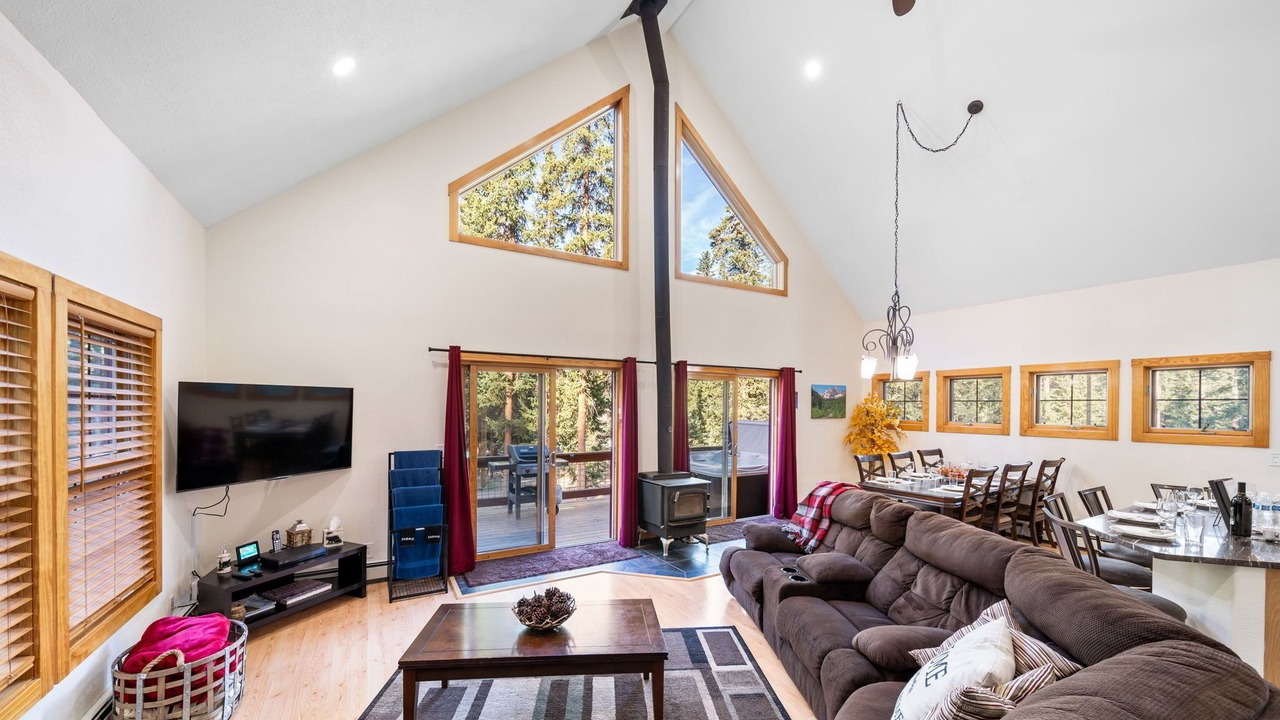 Photo of Livingroom in Blue River