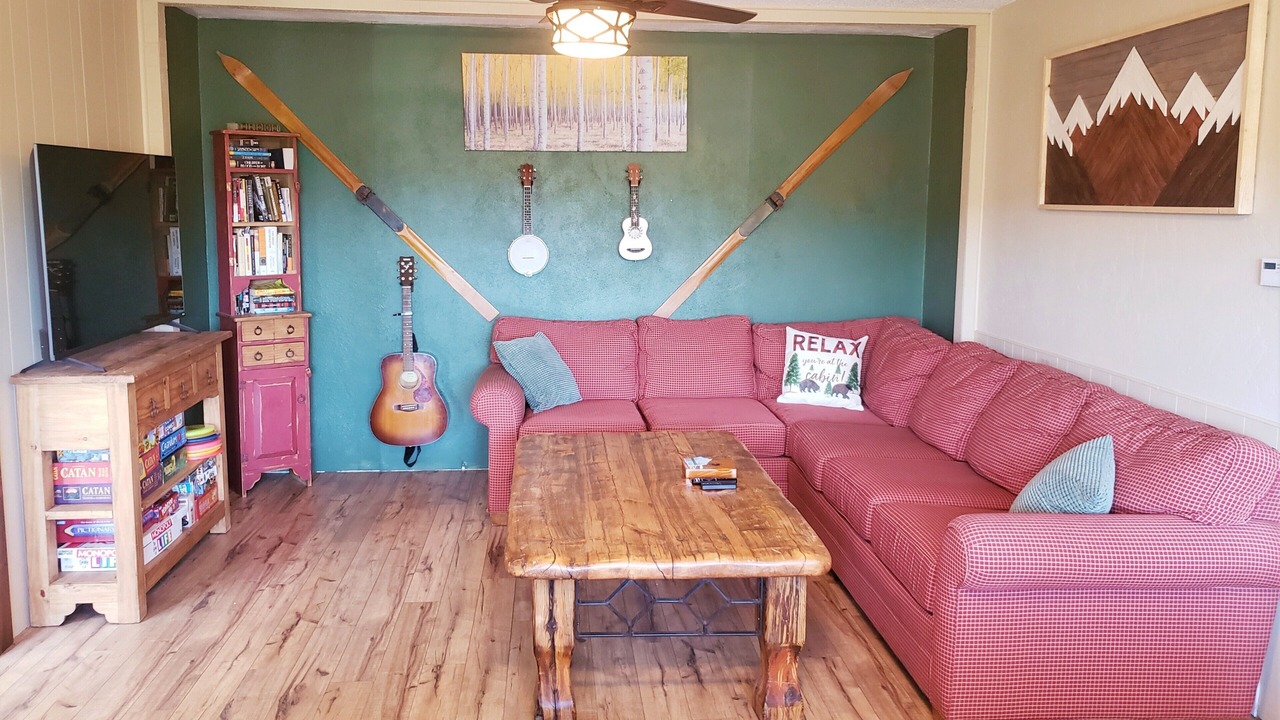 Photo of Livingroom in Bailey