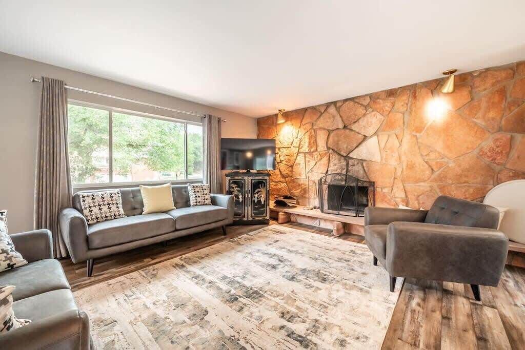 Photo of Outdoor in West Colorado Springs