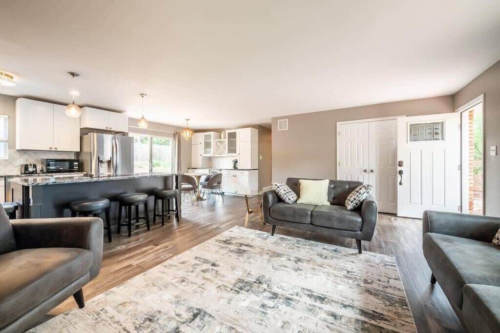 Photo of Bedroom in West Colorado Springs