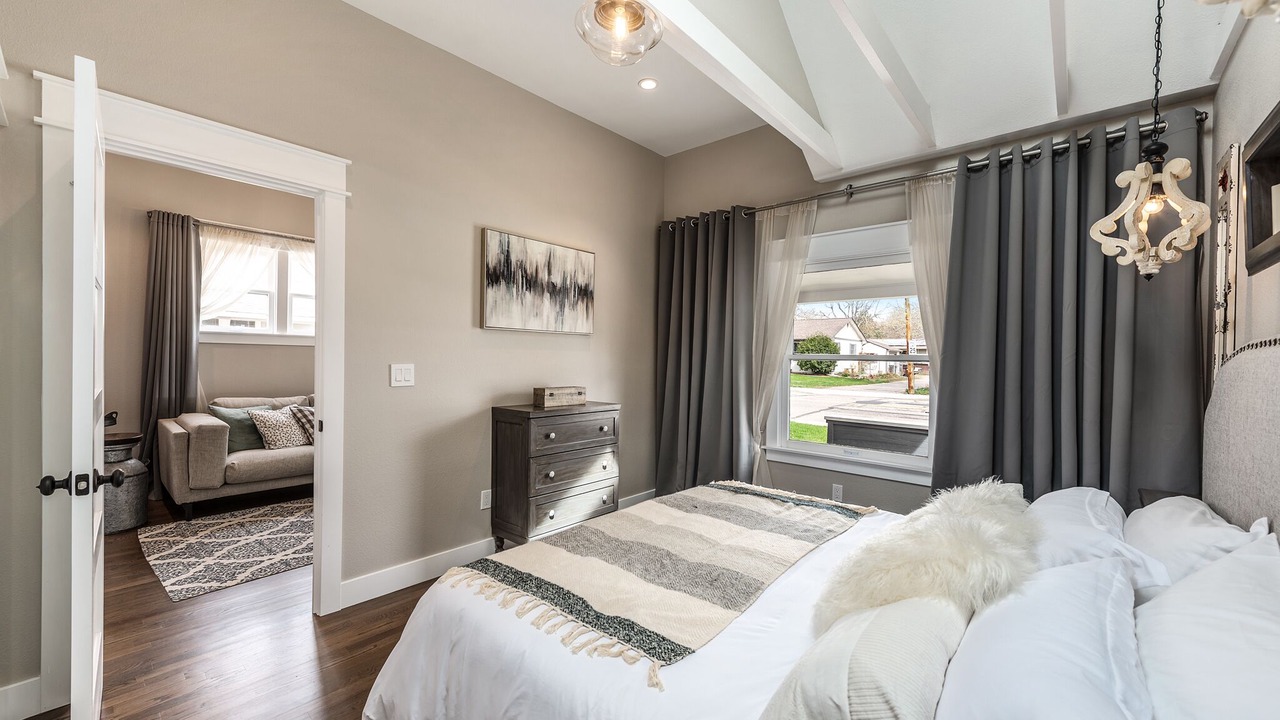 Photo of Bedroom in Louisville