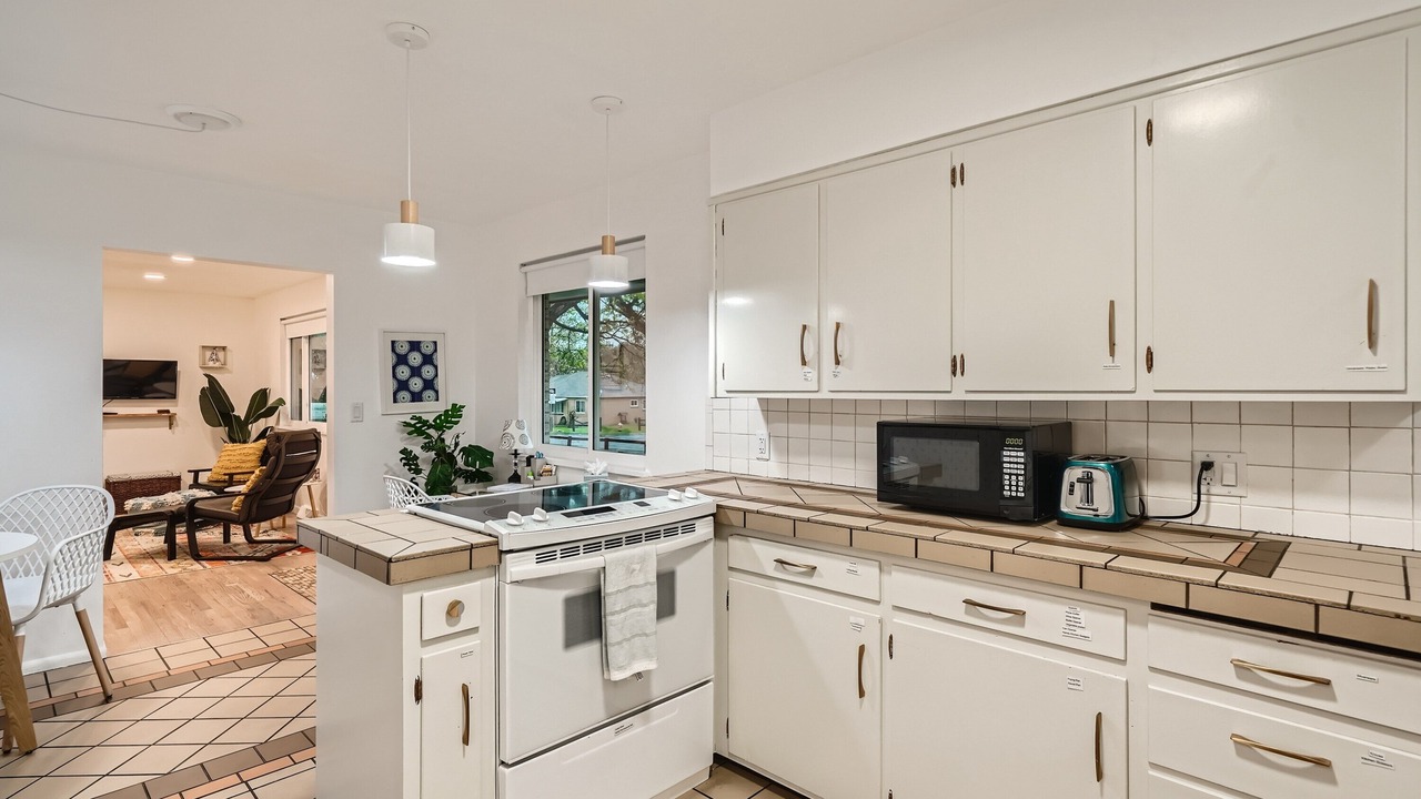 Photo of Kitchen in Barths