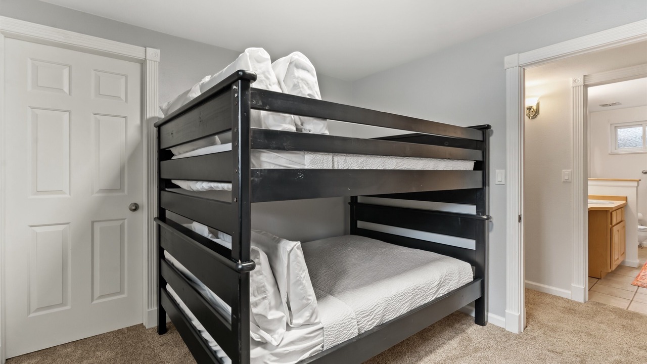 Photo of Bedroom in Loveland