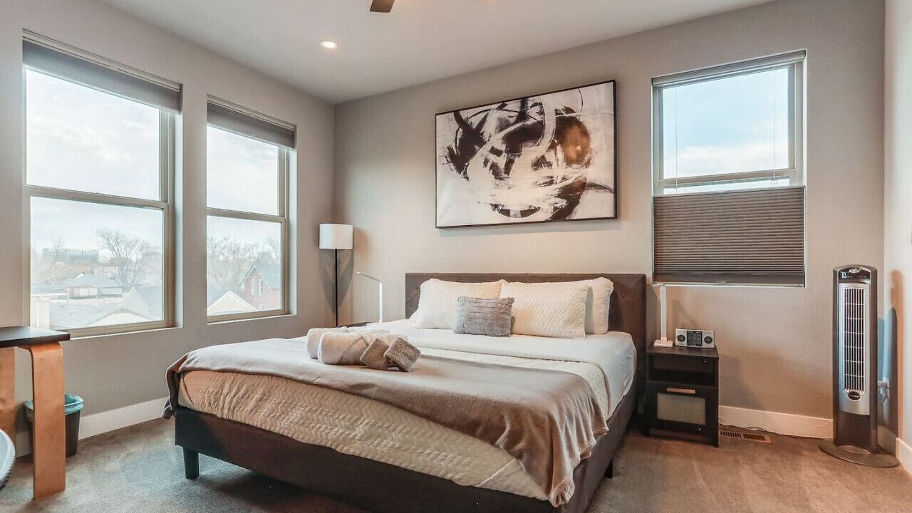 Photo of Bedroom in Lincoln Park
