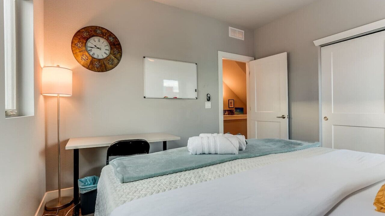Photo of Bedroom in Lincoln Park