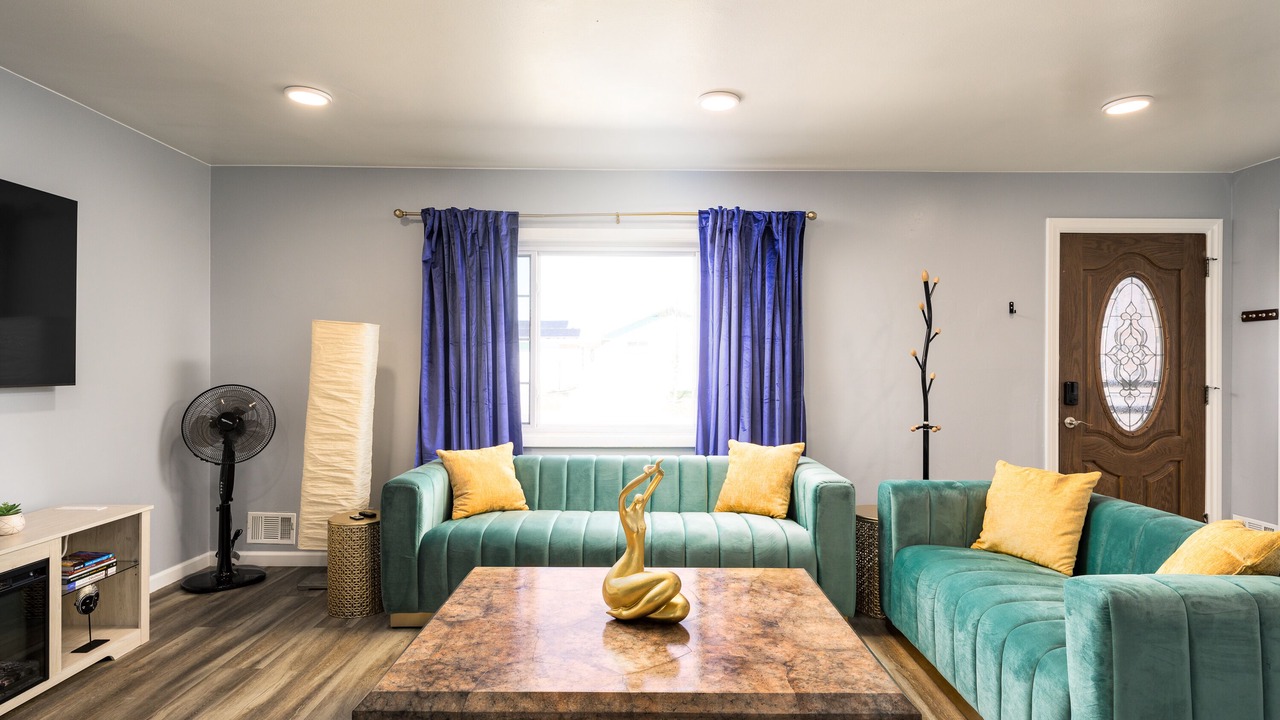 Photo of Livingroom in Northglenn