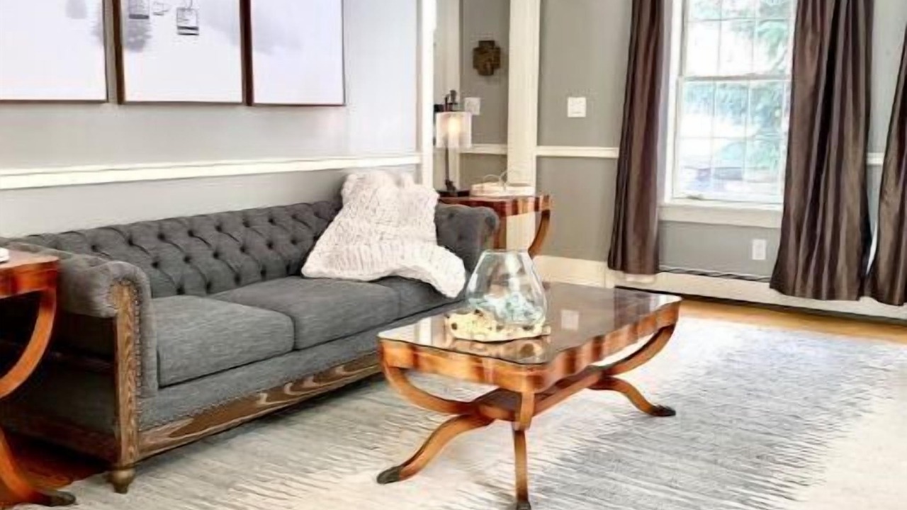 Photo of Livingroom in Evergreen