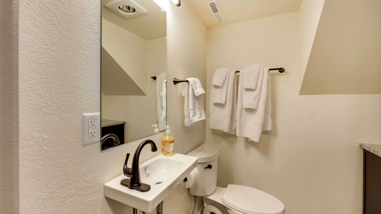Photo of Bathroom in Green Mountain Falls