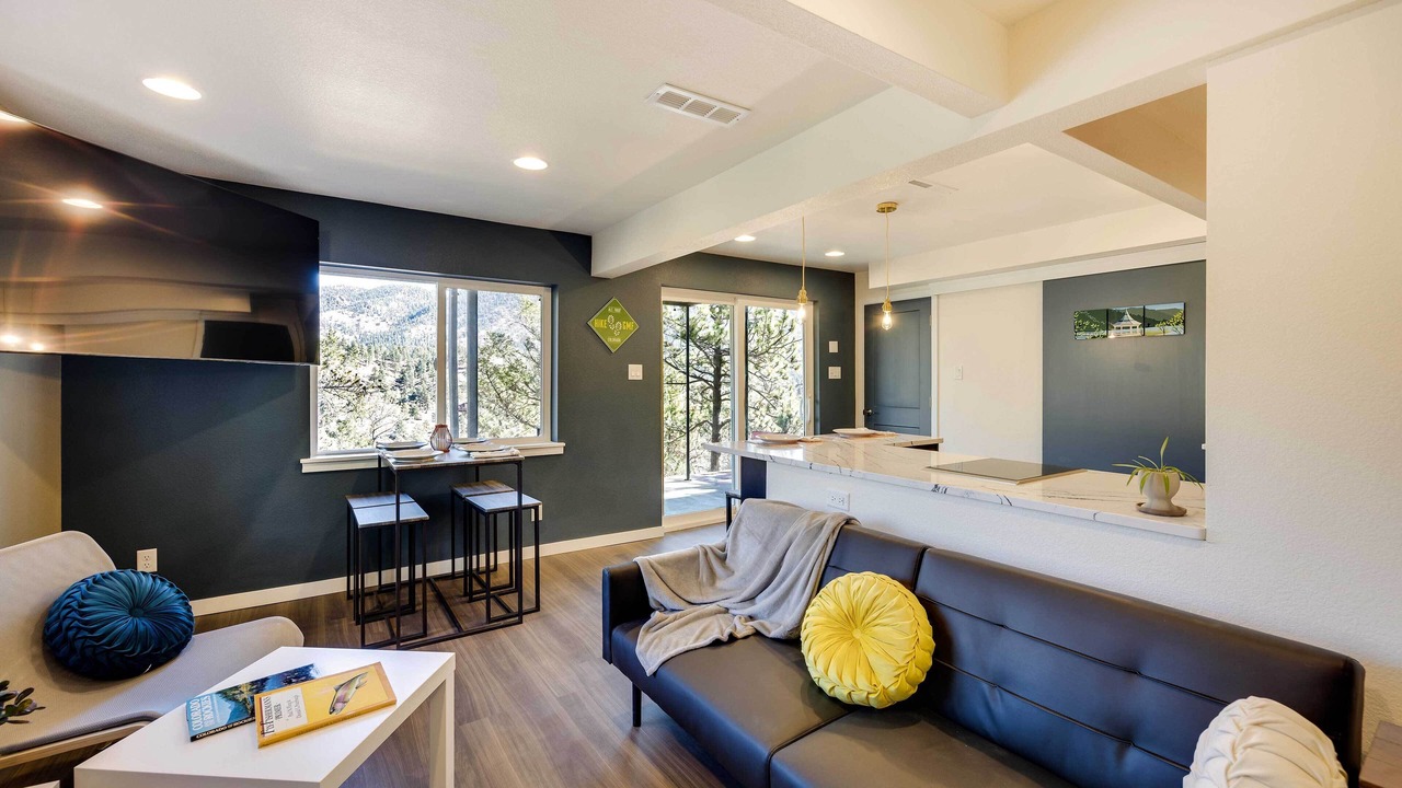 Photo of Bedroom in Green Mountain Falls