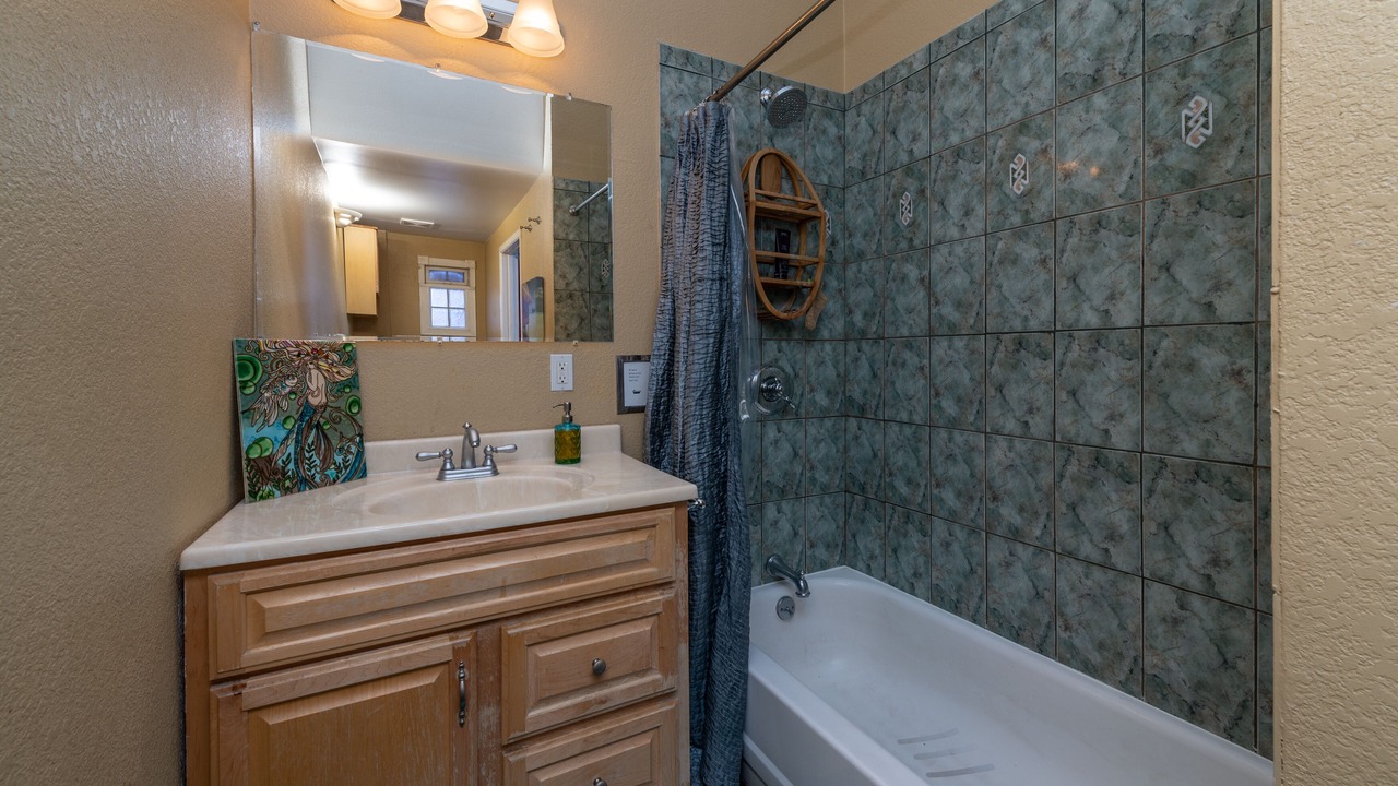 Photo of Bathroom in Curtis Park