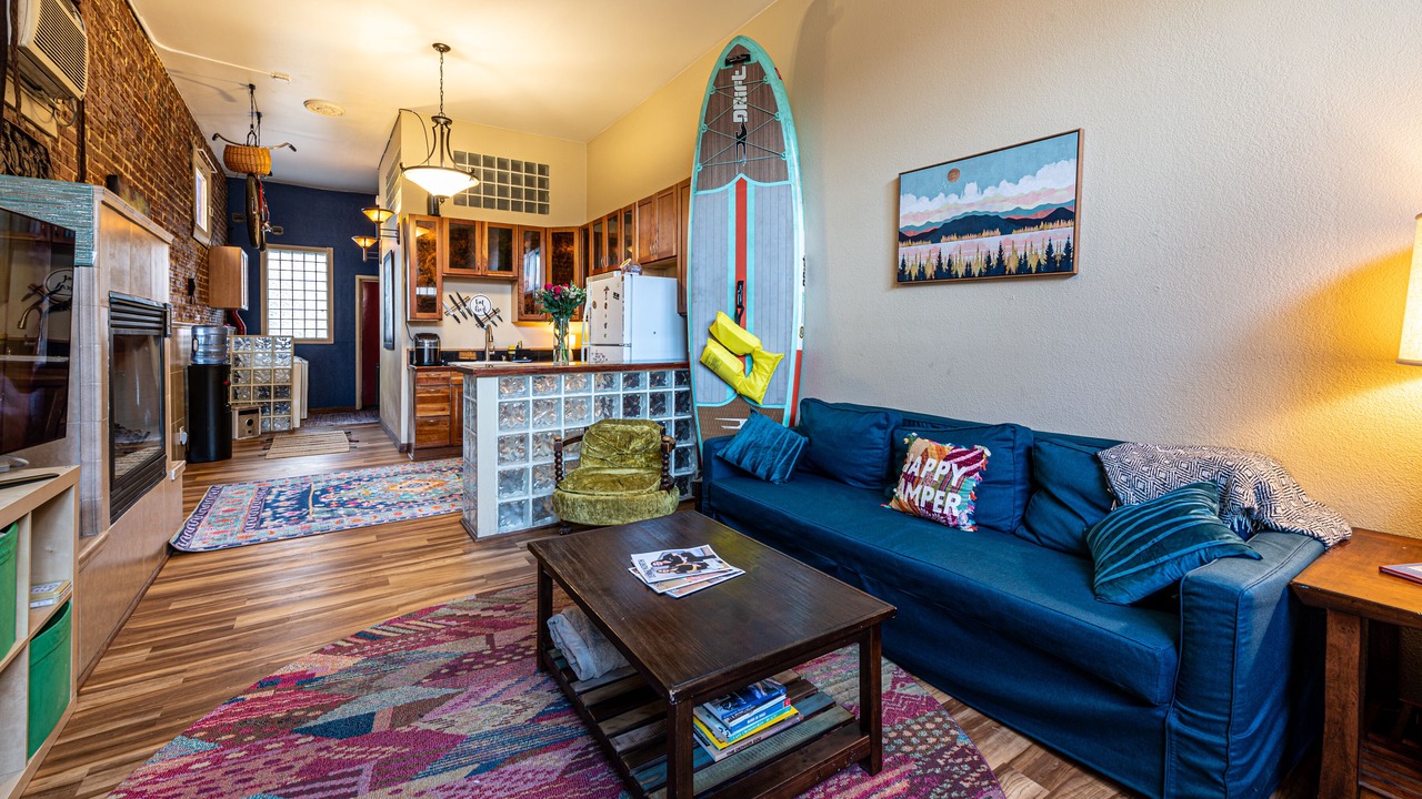 Photo of Livingroom in Curtis Park