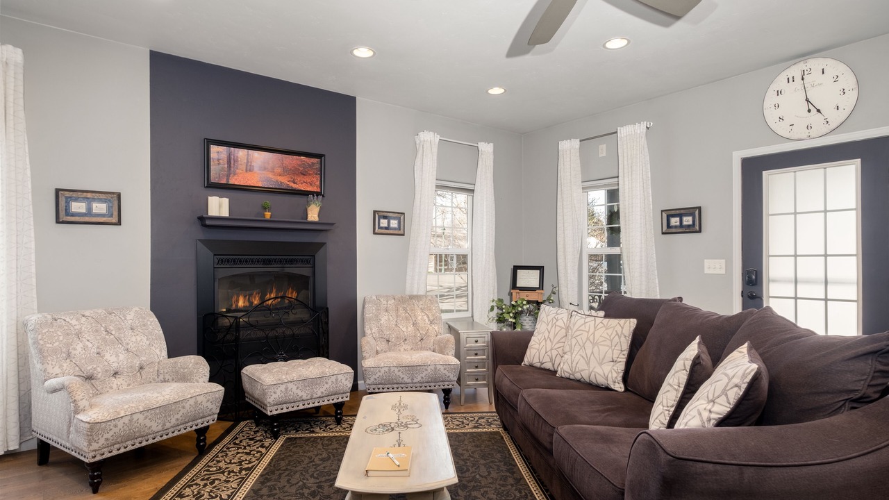 Photo of Livingroom in Meeker