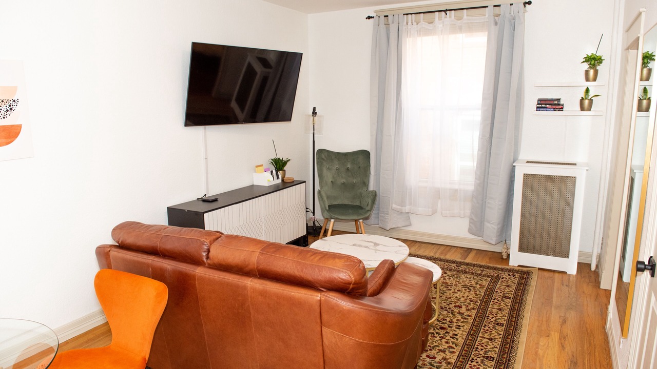 Photo of Livingroom in Uptown