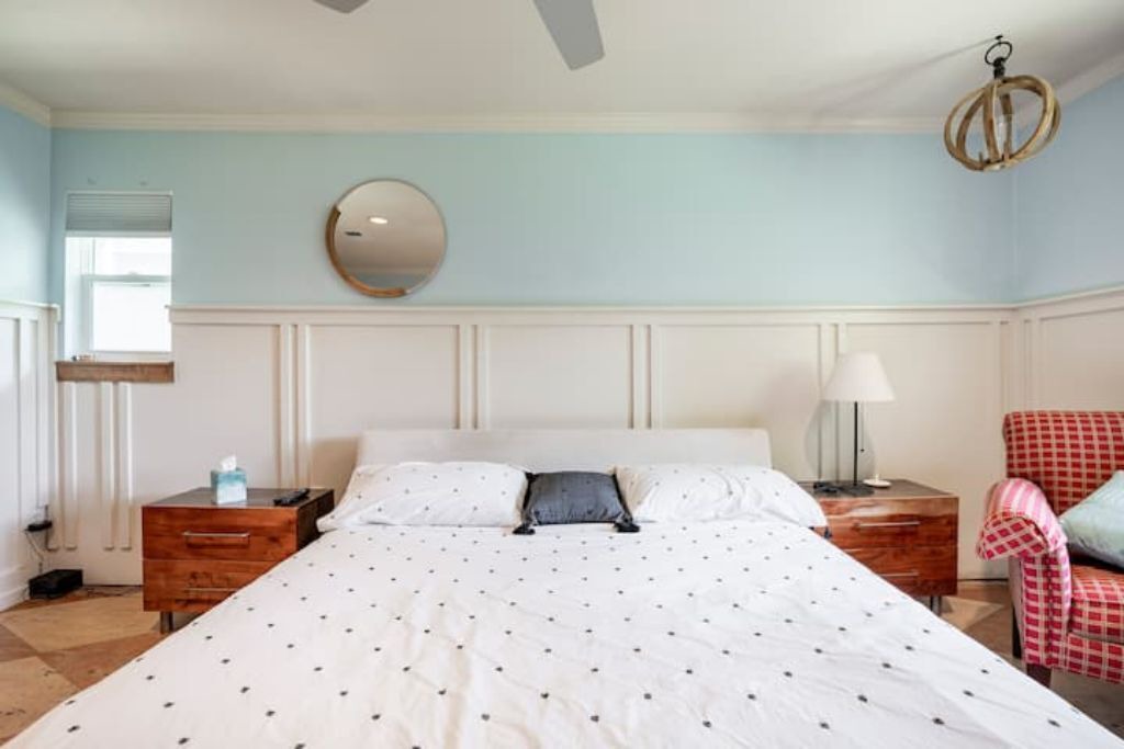 Photo of Bedroom in University Acres