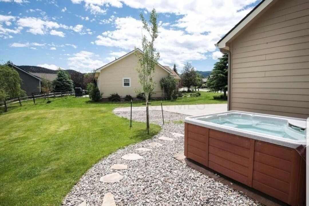 Photo of Outdoor in Gypsum