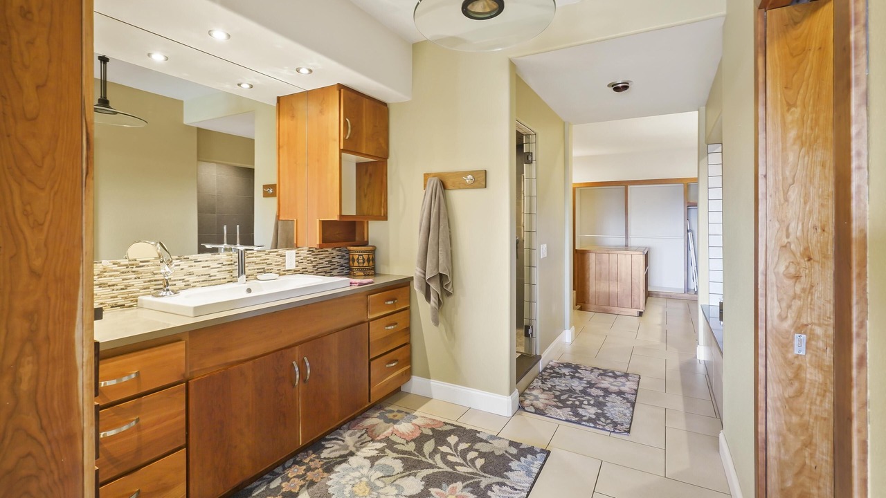 Photo of Bathroom in Florissant