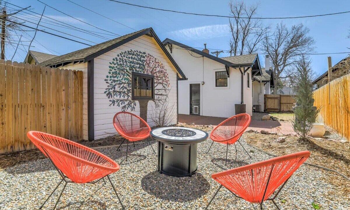 Photo of Patio Balcony in Old North End