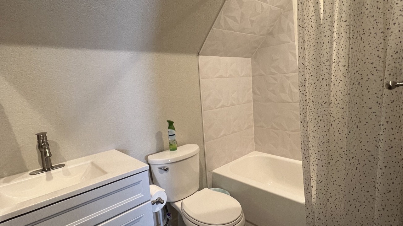 Photo of Bathroom in Baker
