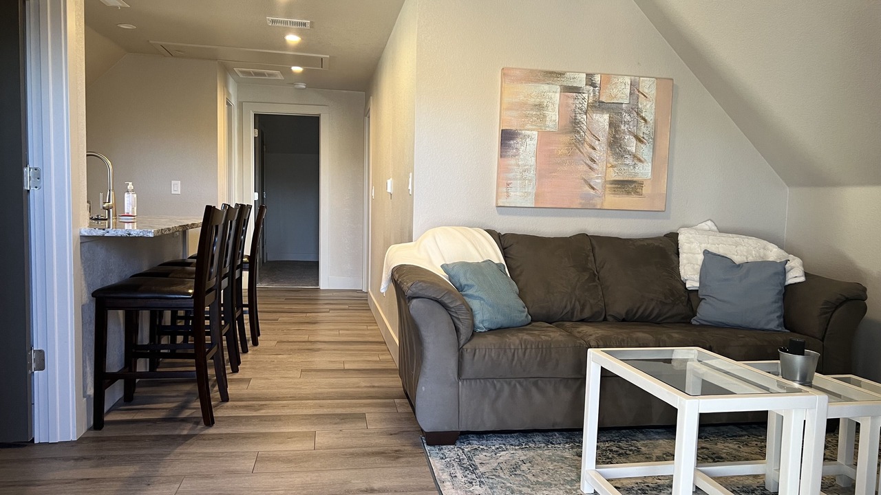 Photo of Livingroom in Baker