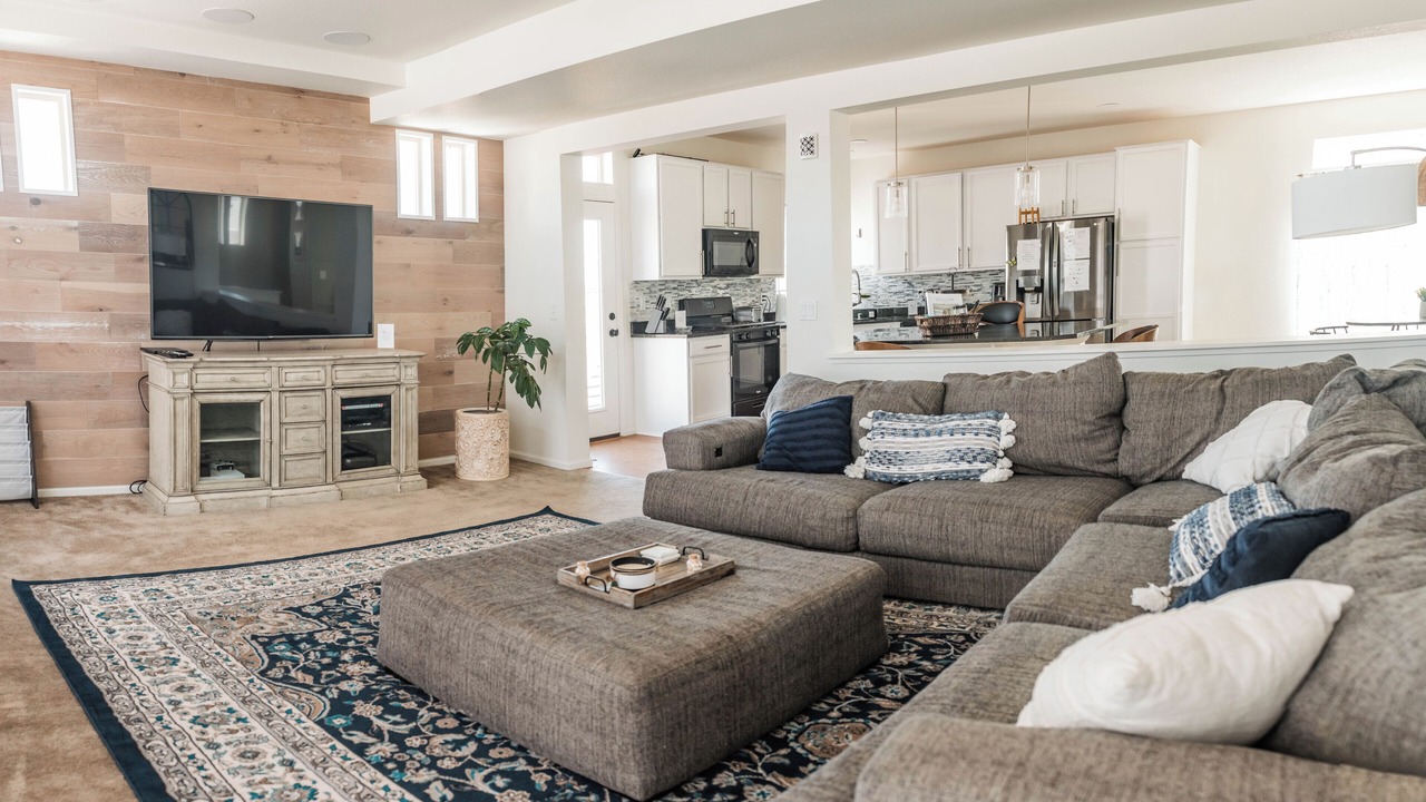 Photo of Livingroom in Commerce City
