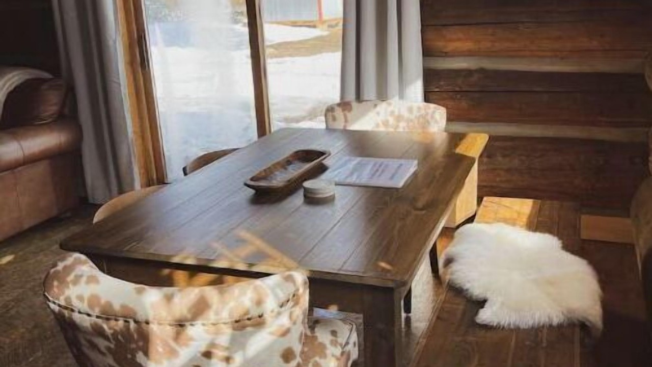 Photo of Livingroom in Alpine Acres