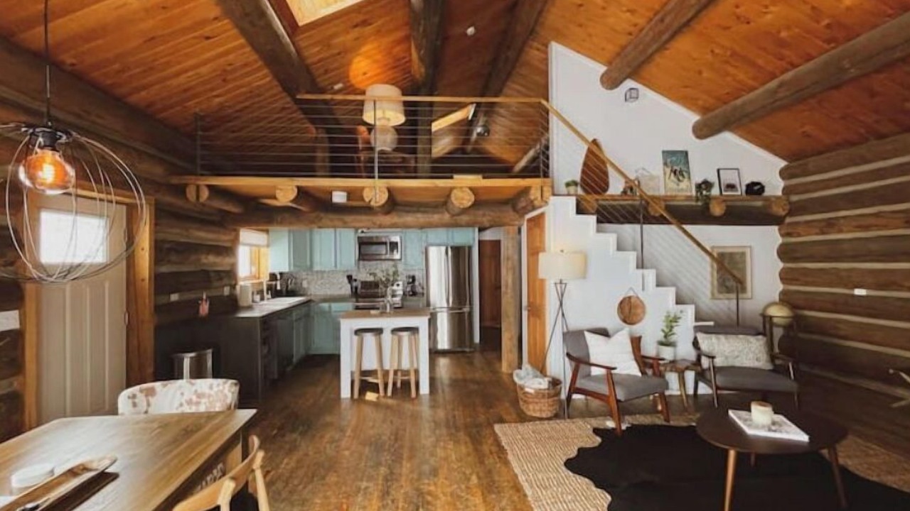 Photo of Bedroom in Alpine Acres