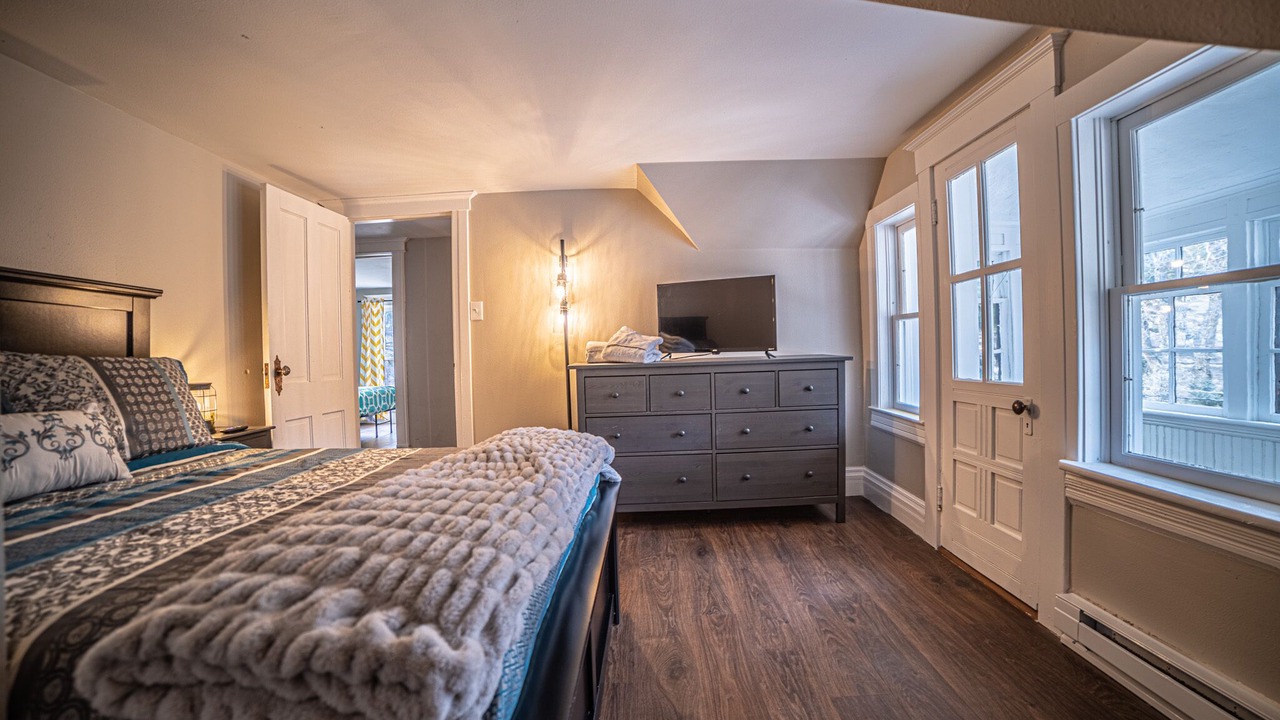 Photo of Bedroom in Idaho Springs