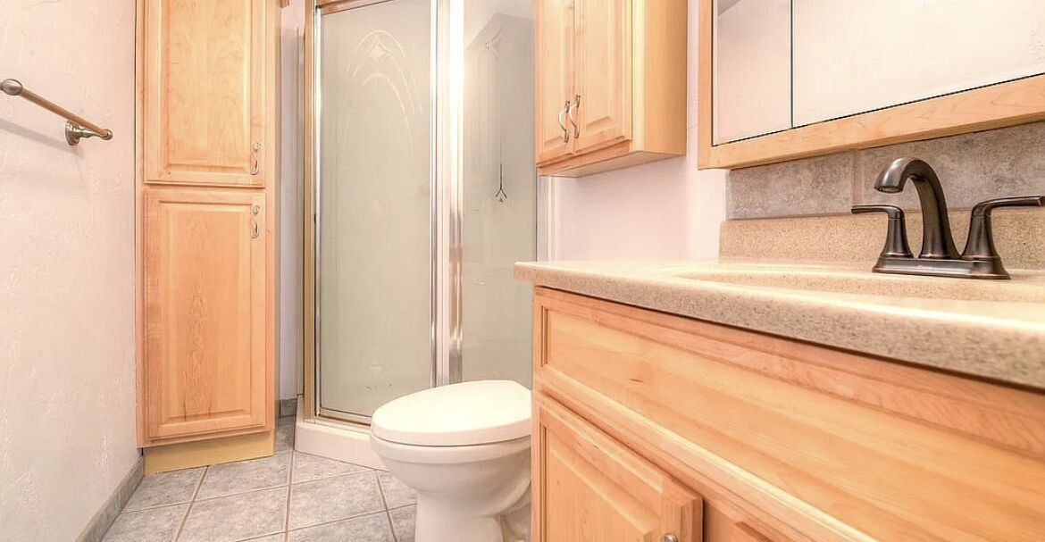Photo of Bathroom in Burns