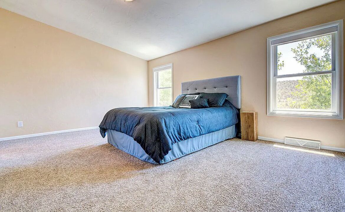 Photo of Bedroom in Burns
