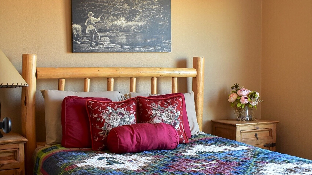 Photo of Bedroom in Laporte