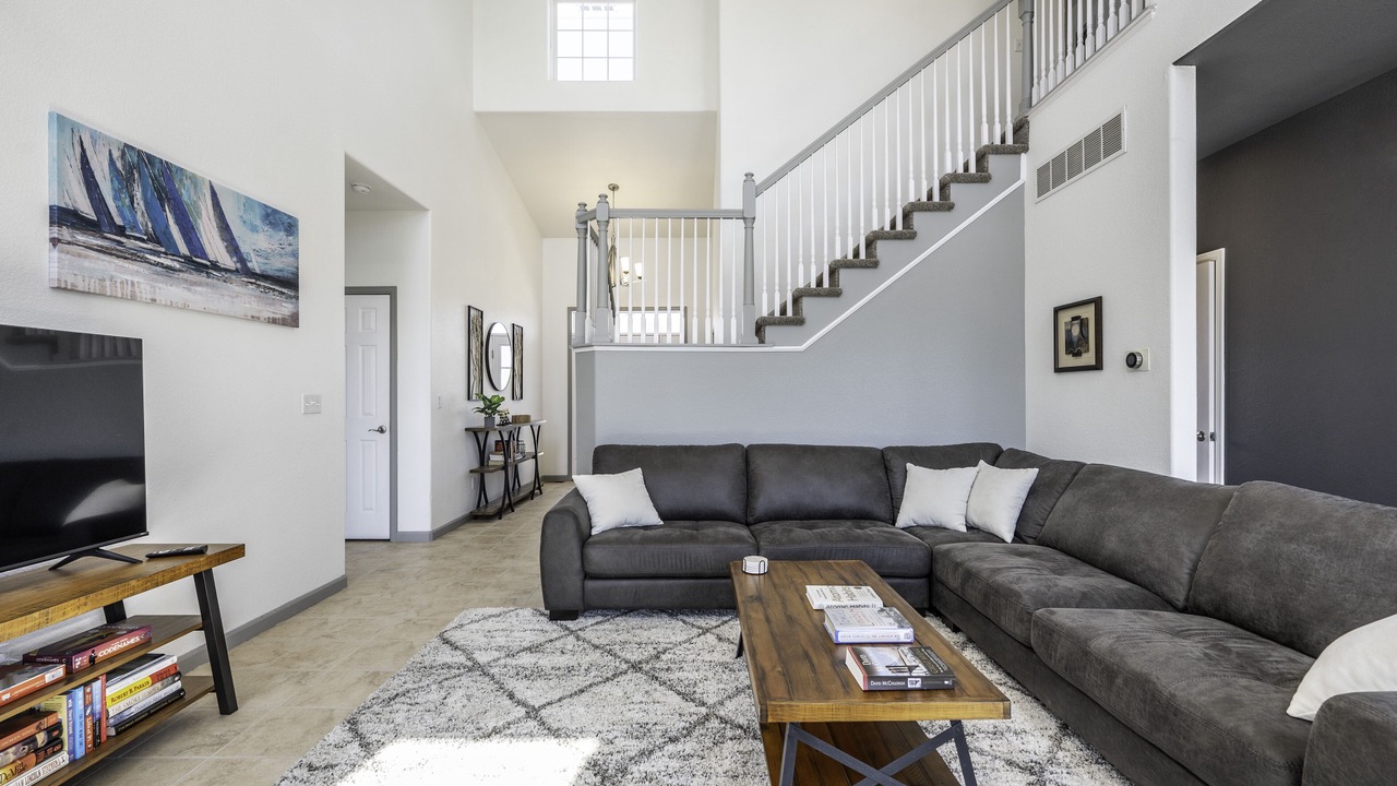 Photo of Livingroom in Pleasant View
