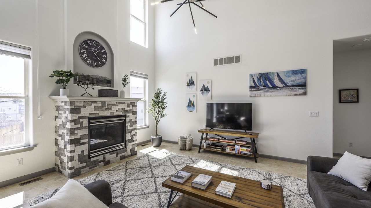 Photo of Livingroom in Pleasant View