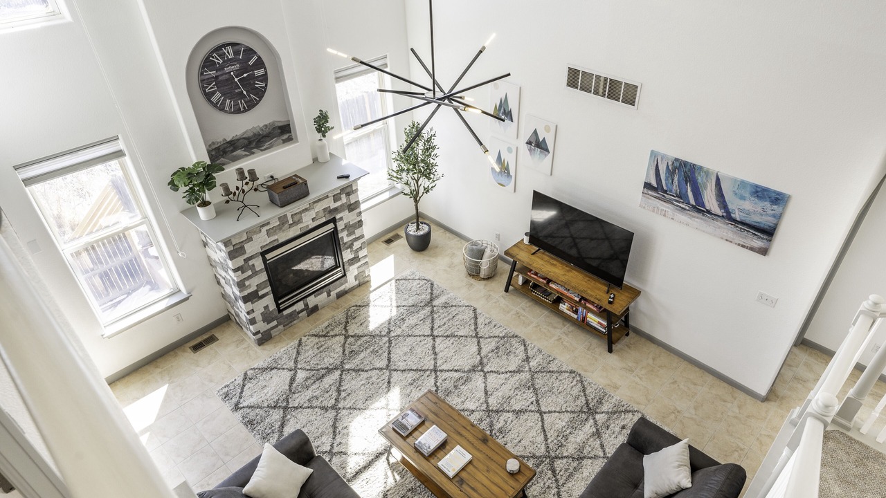 Photo of Livingroom in Pleasant View