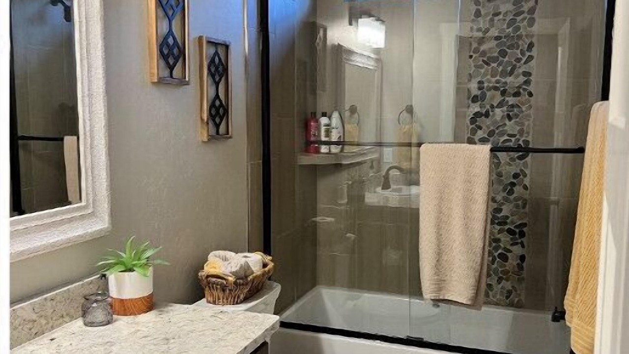 Photo of Bathroom in Grand Junction