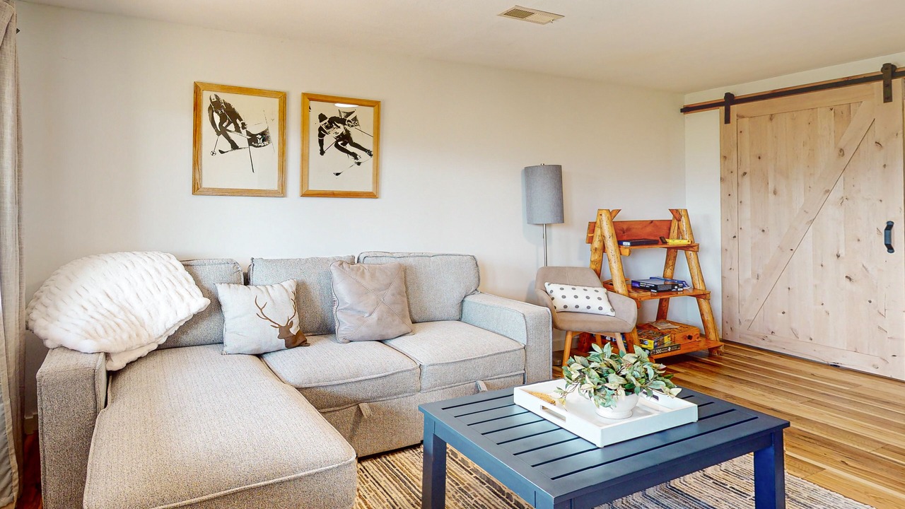 Photo of Livingroom in Winter Park Highlands