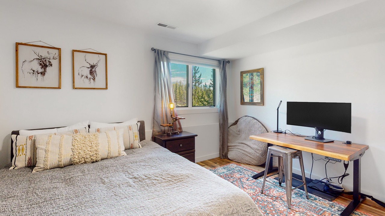 Photo of Bedroom in Winter Park Highlands