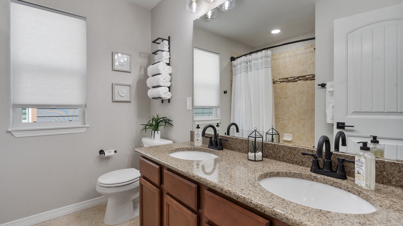 Photo of Bathroom in Loveland