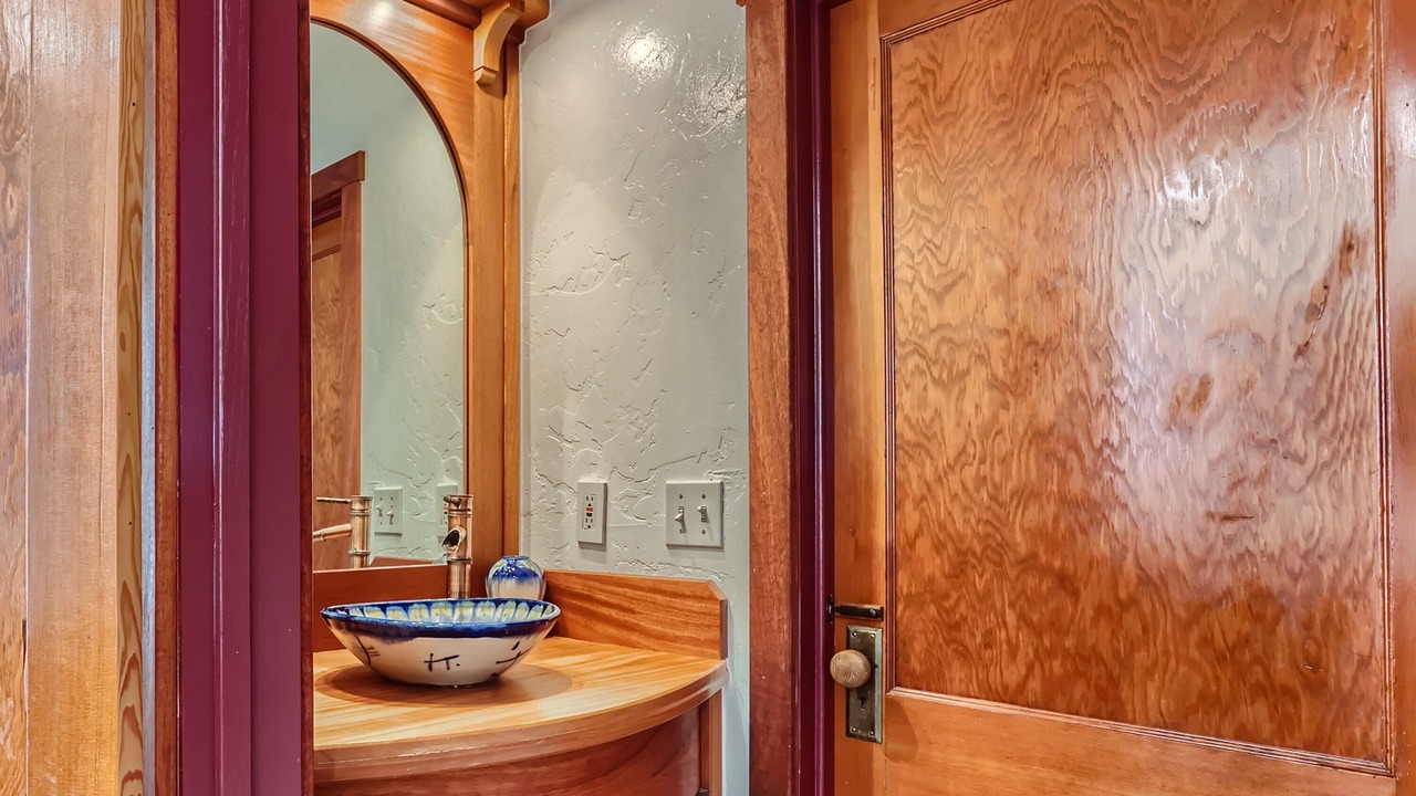 Photo of Bathroom in Washington Park