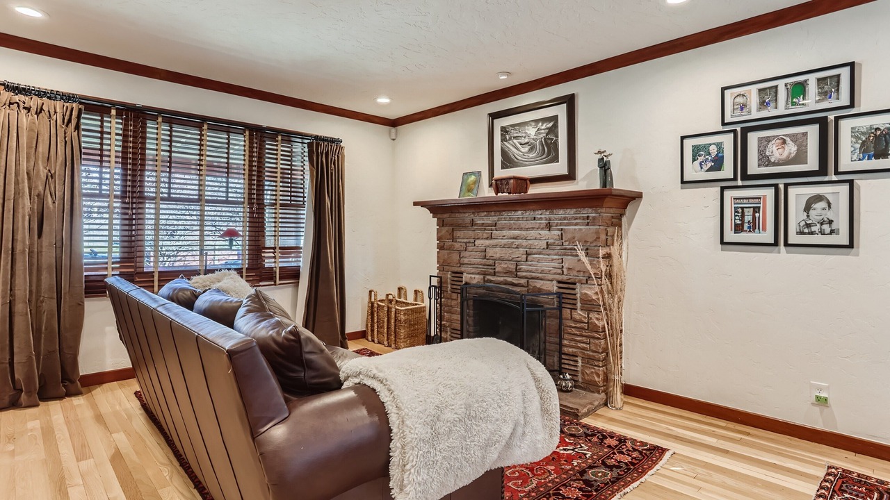 Photo of Livingroom in Washington Park