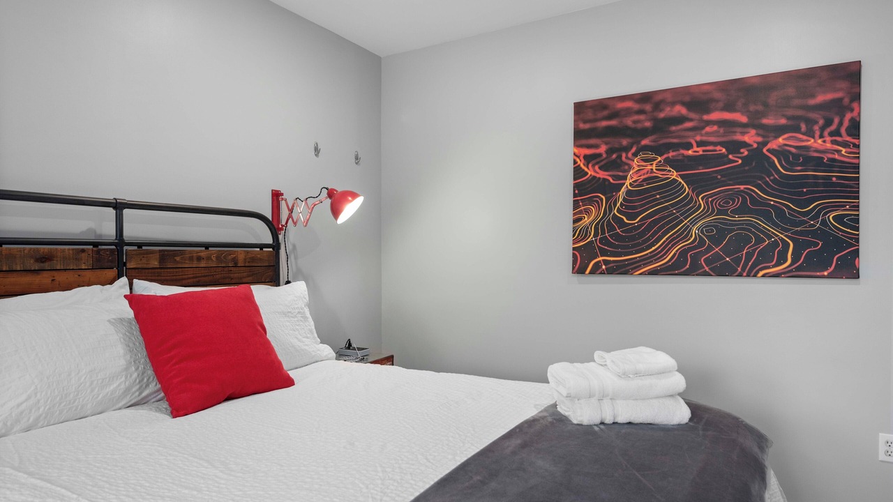 Photo of Bedroom in Five Points