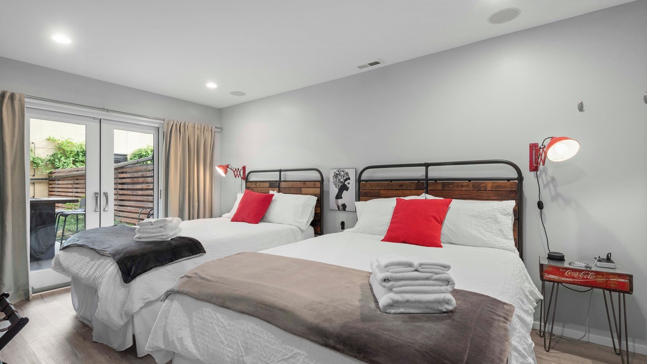 Photo of Bedroom in Five Points