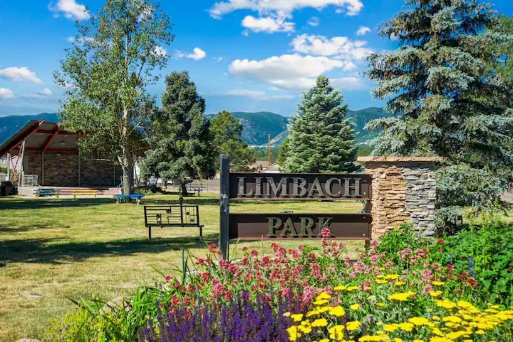 Photo of Outdoor in Monument