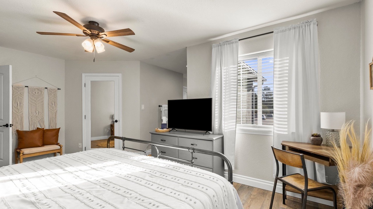 Photo of Bedroom in Monument