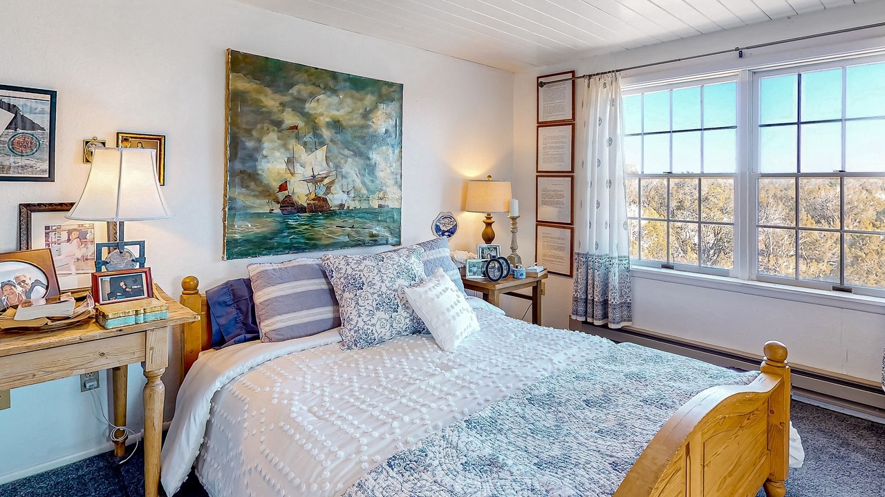 Photo of Bedroom in Marvel