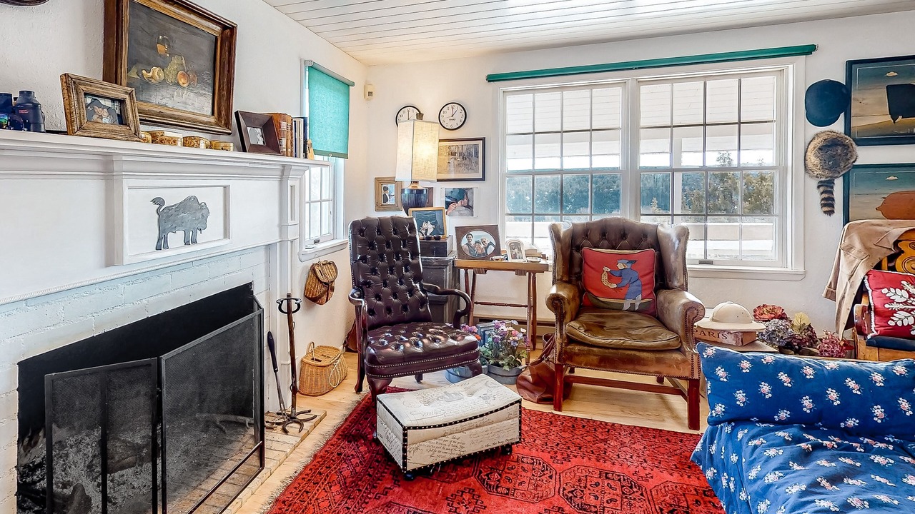 Photo of Livingroom in Marvel